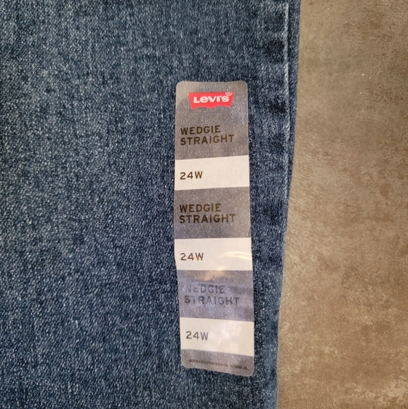 Levi's Wedgie Straight Denim Jeans, Women's, Size 24, NWT - Picture 6 of 11